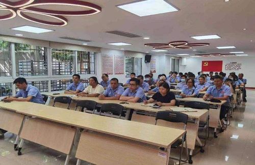 廉潔自省，筑牢防線——景泰街紀(jì)工委召開綜合服務(wù)中心廉潔警示教育會議